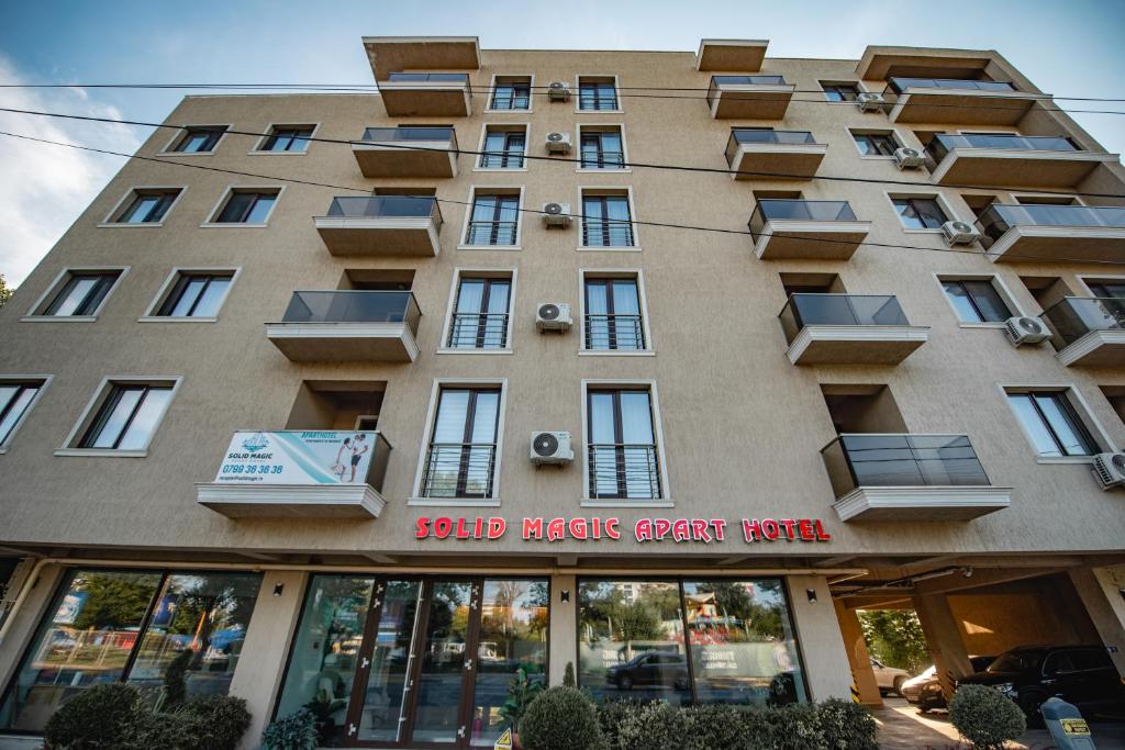 Solid Magic ApartHotel
