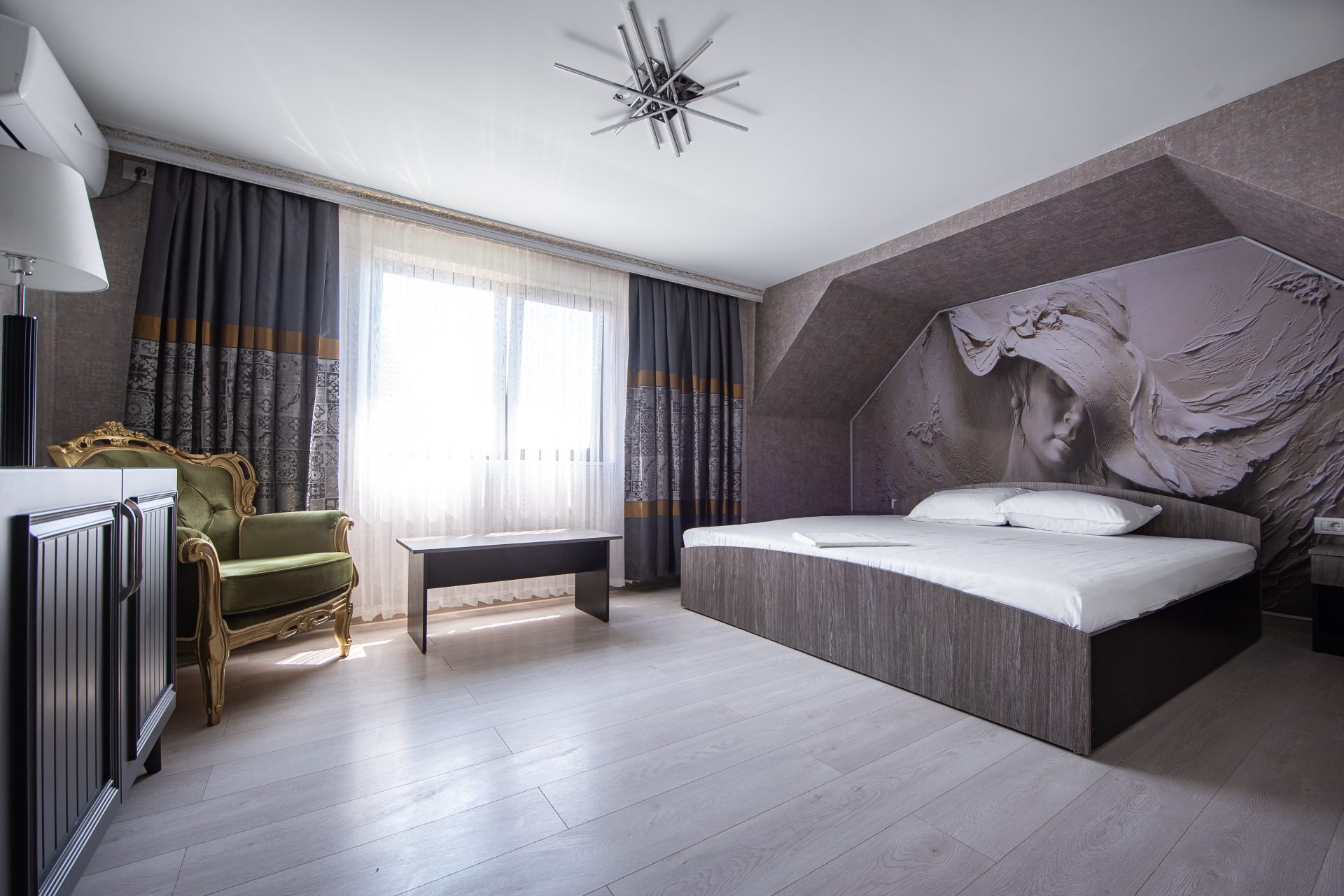 GRAND TAVERNA BOUTIQUE ADULT ONLY 