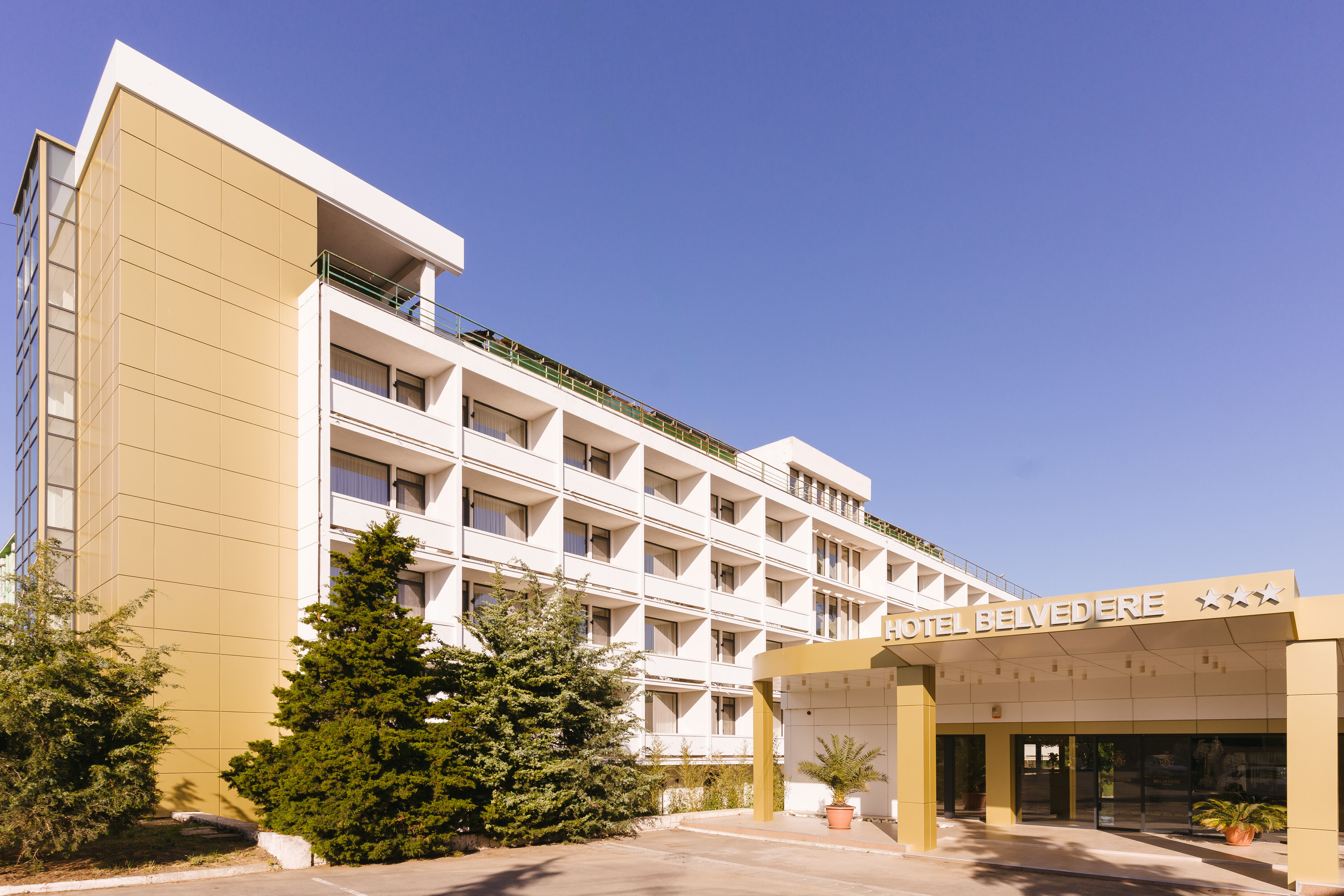 HOTEL BELVEDERE