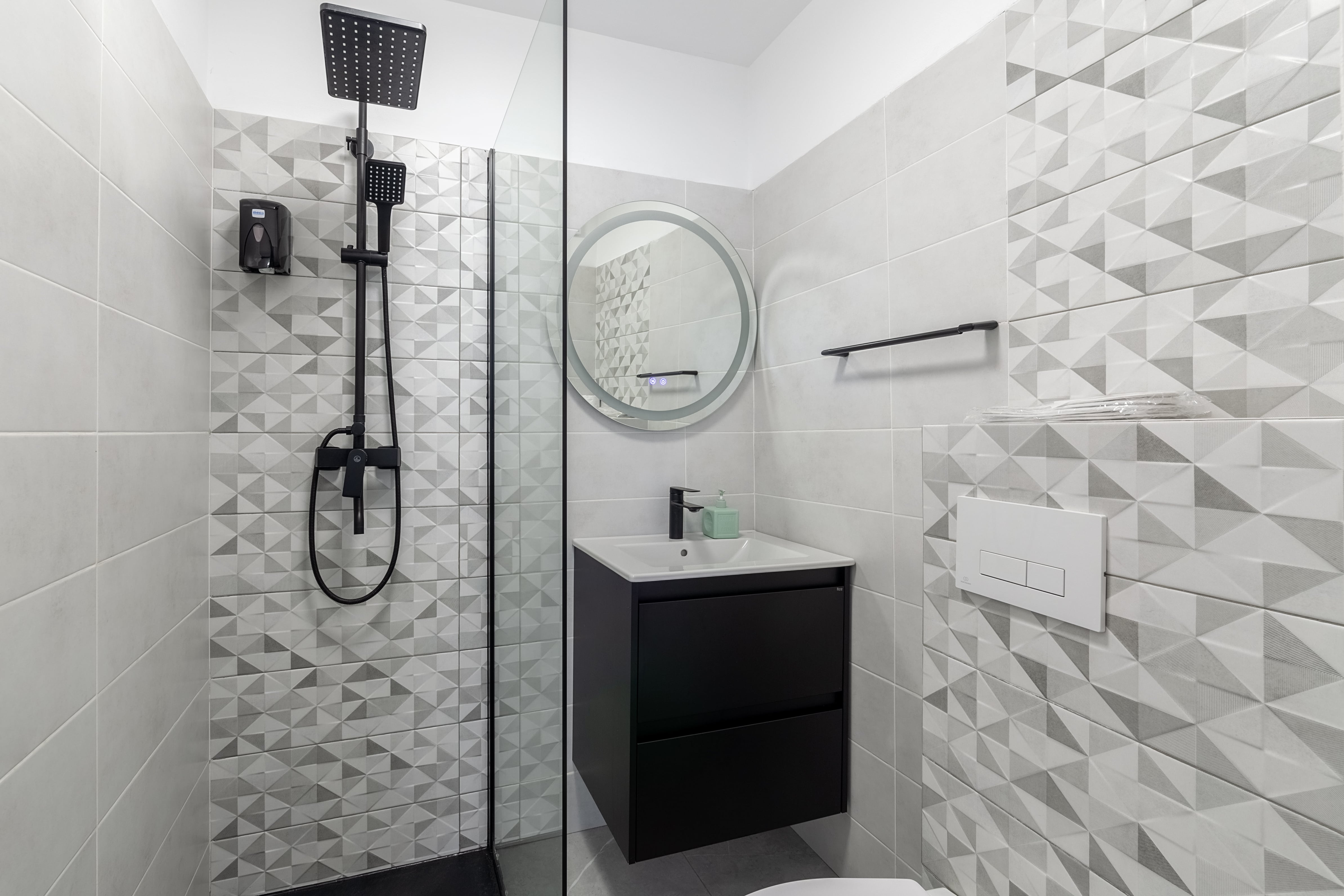 Downtown Victoria Studios