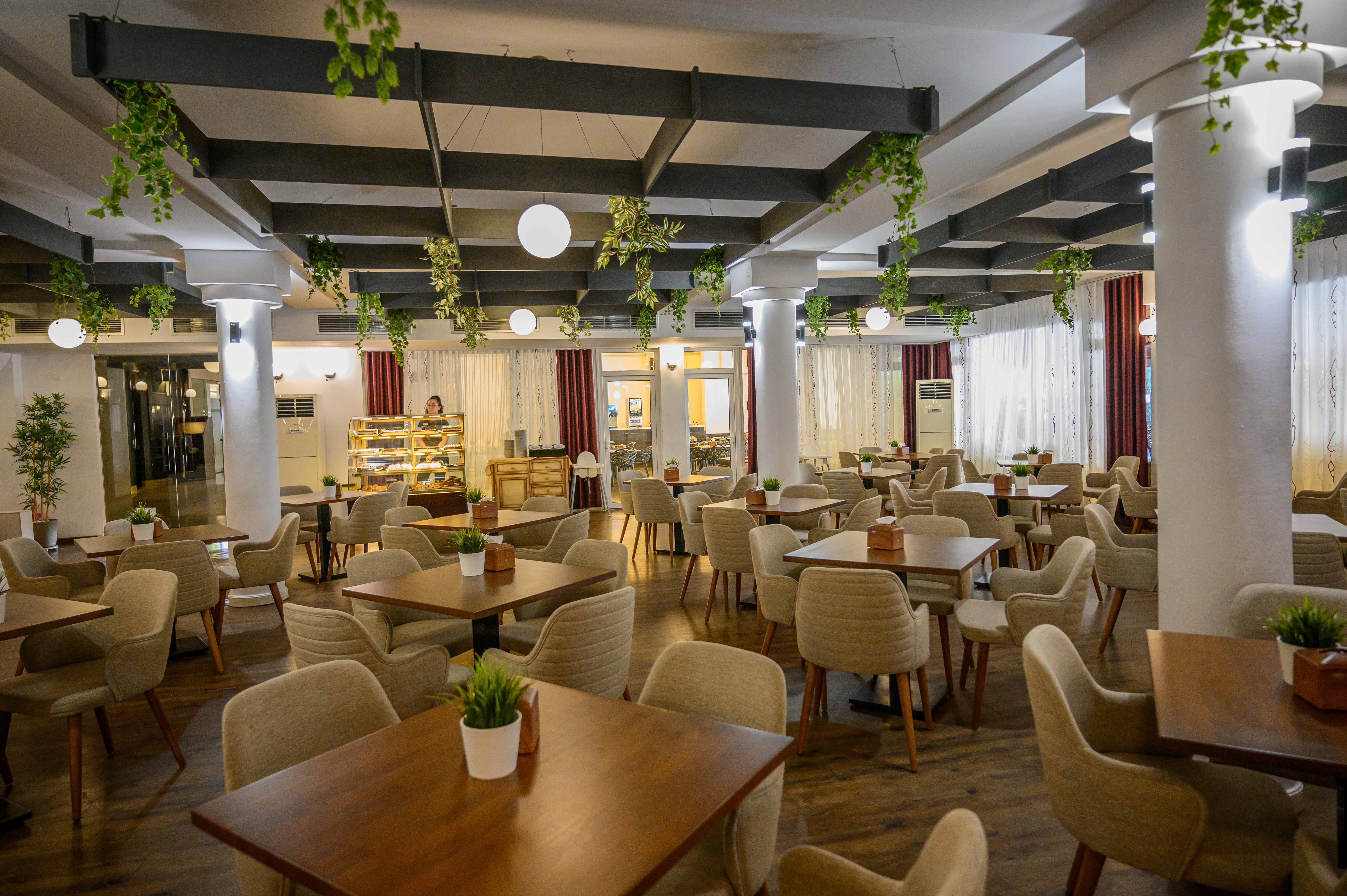 Hotel Delfinul  Meduza