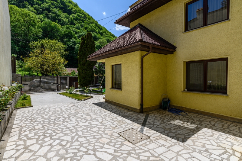 CEDRUS BOUTIQUE