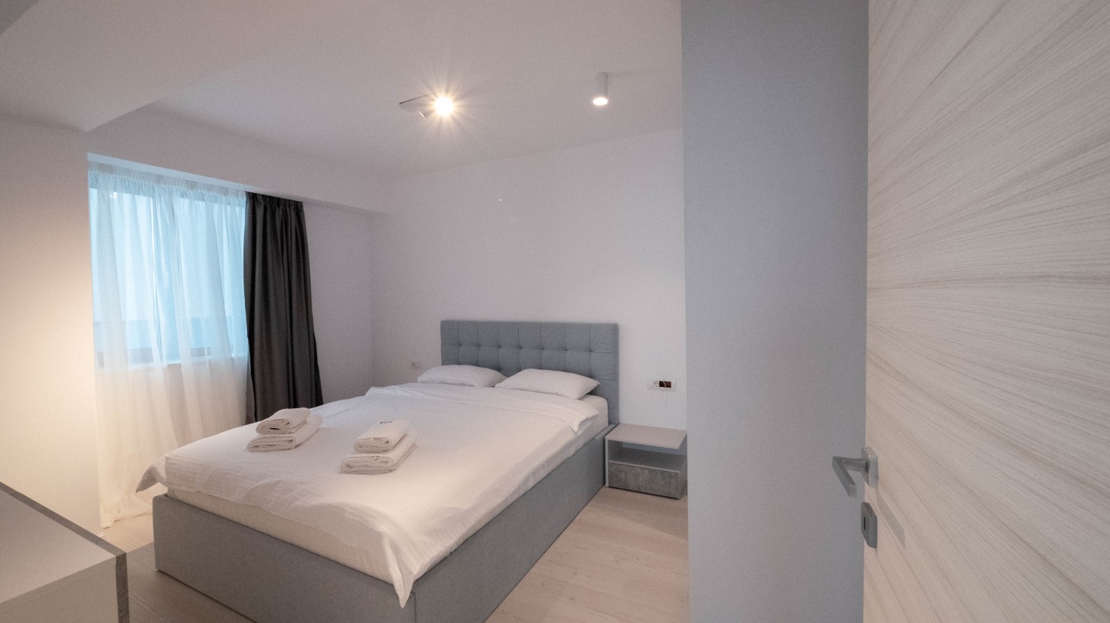 Wave 3 Promenada Apartments imagine 4
