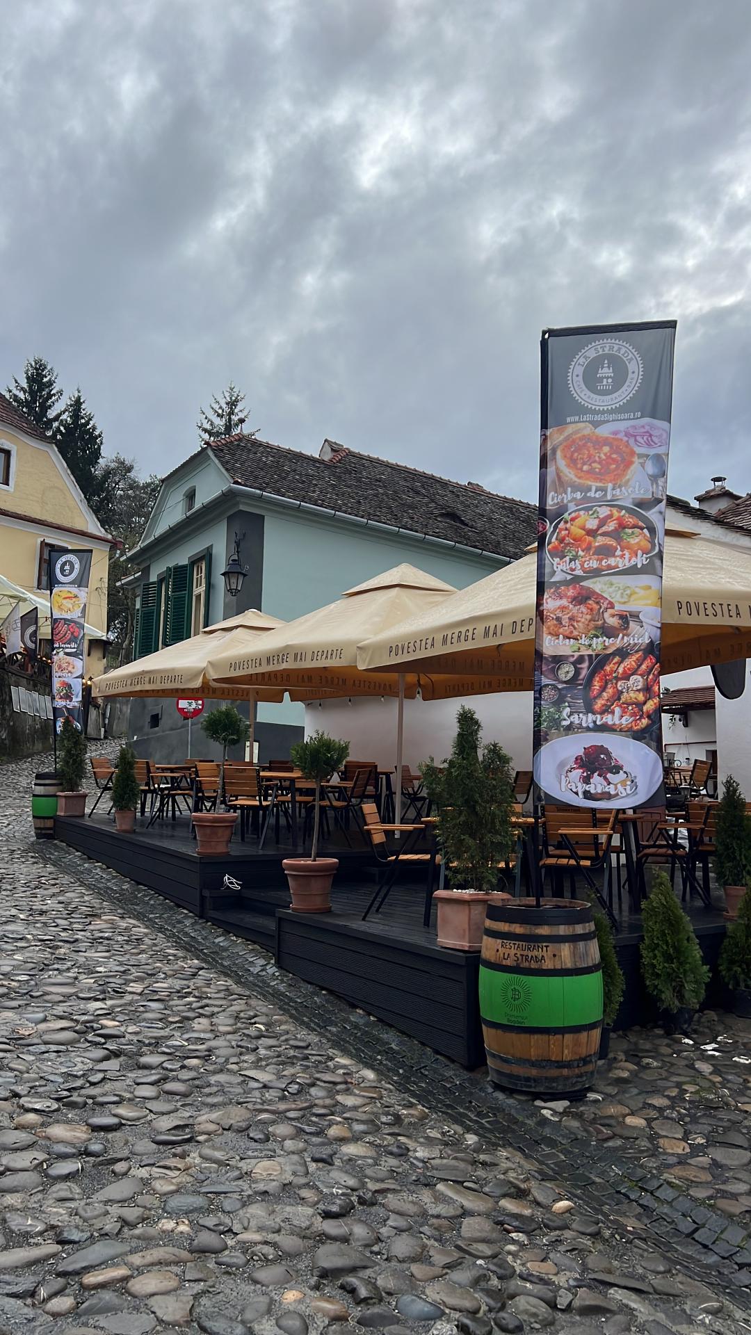 Pensiunea Bastion  La Strada